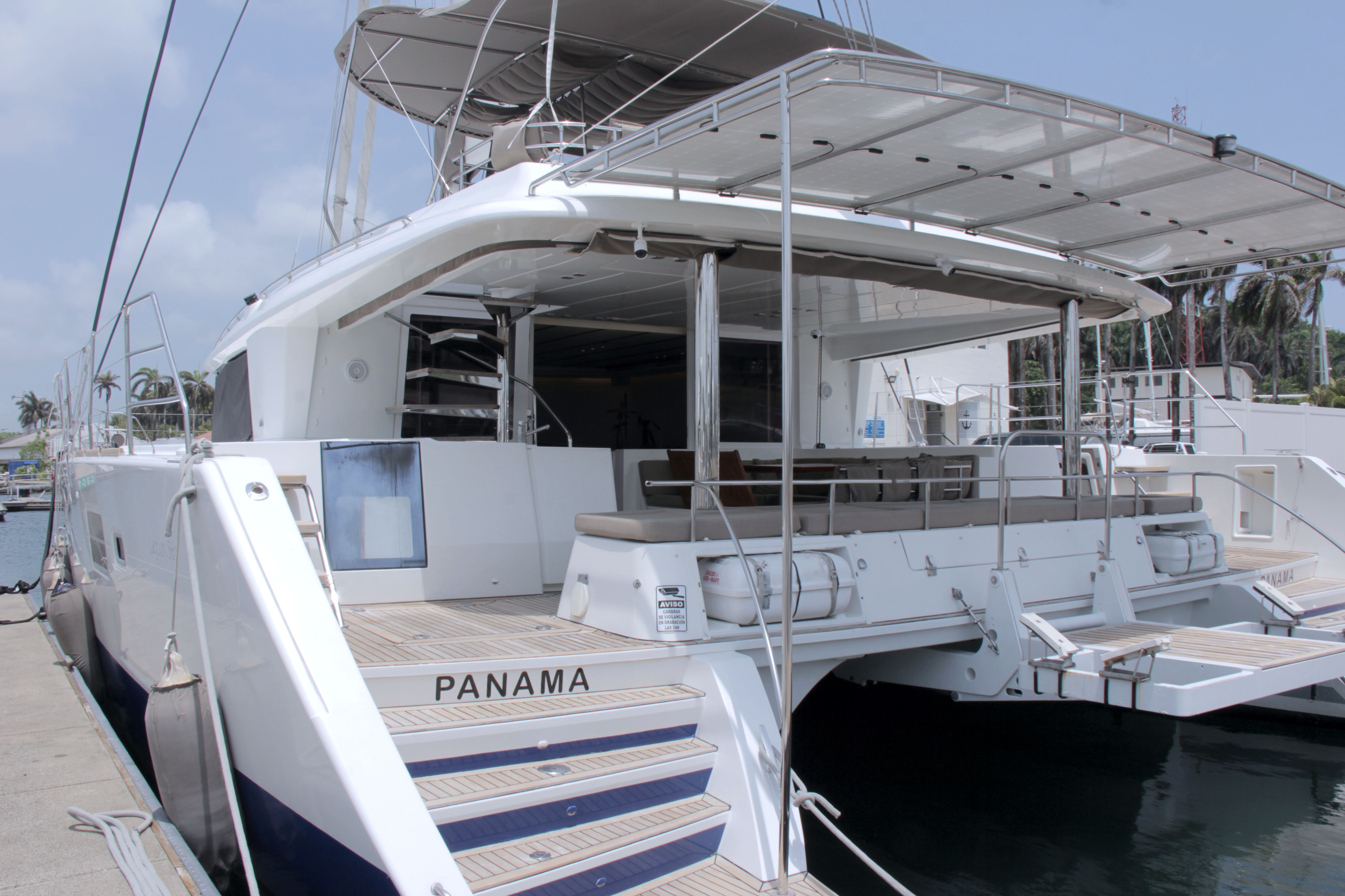 Used Sail Catamaran for Sale 2011 Lagoon 560 Boat Highlights